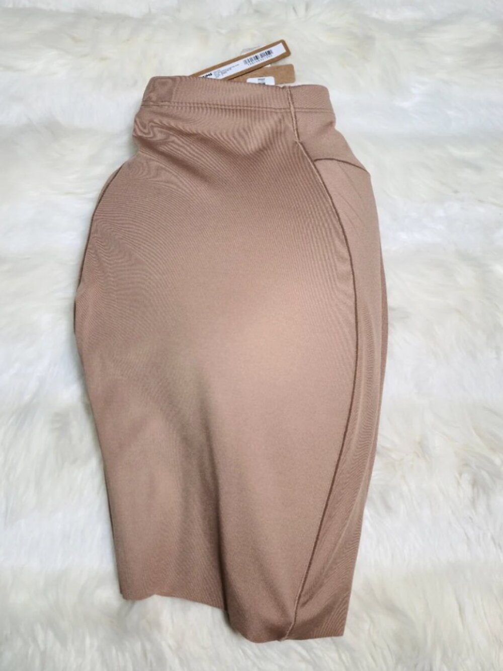 SKIMS Body Butt And Hip Enhancing Mid Thigh Short Tan Sienna Women Small NEW - Picture 5 of 6
